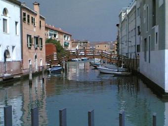 BEAUTIFUL FLAT WITH PRIVATE GARD Venice